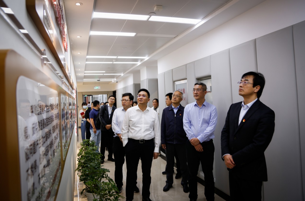 高投、高投集團(tuán)、江蘇高投、江蘇高科技投資集團(tuán)、江蘇高科技投資集團(tuán)有限公司，高投官網(wǎng)、高投集團(tuán)官網(wǎng)、江蘇高投官網(wǎng)、江蘇高科技投資集團(tuán)官網(wǎng)、江蘇高科技投資集團(tuán)有限公司官網(wǎng)